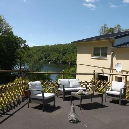 Maison Contemporaine Avec Piscine Privee, Jardin Clos Et Internet - Fr-1-742-53 *