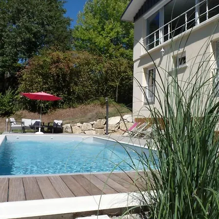 Casa vacanze Maison Contemporaine Avec Piscine Privee, Jardin Clos Et Internet - Fr-1-742-53 *