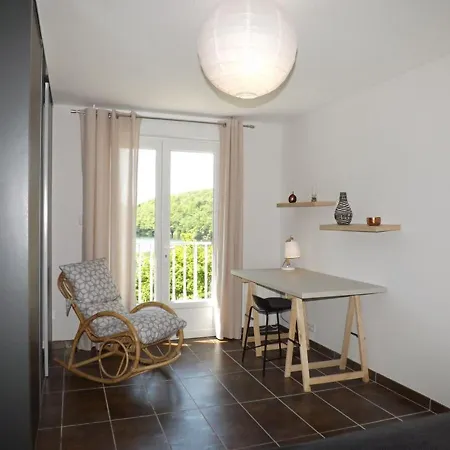 Casa vacanze Maison Contemporaine Avec Piscine Privee, Jardin Clos Et Internet - Fr-1-742-53 *