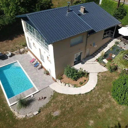 Maison Contemporaine Avec Piscine Privee, Jardin Clos Et Internet - Fr-1-742-53 * Lacapelle-Viescamp